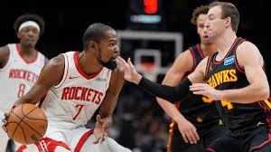 解析圣地亚哥教士队如何利用跨国球探网络挖掘亚洲与拉美市场